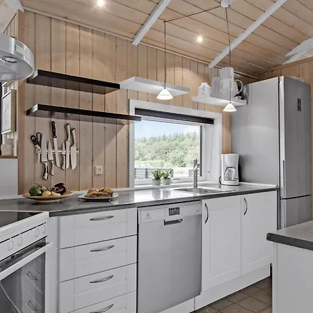 4 Bedroom Lovely In Toftlund Holiday home *